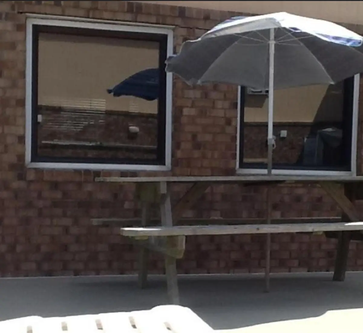 Sandpiper Motel 5