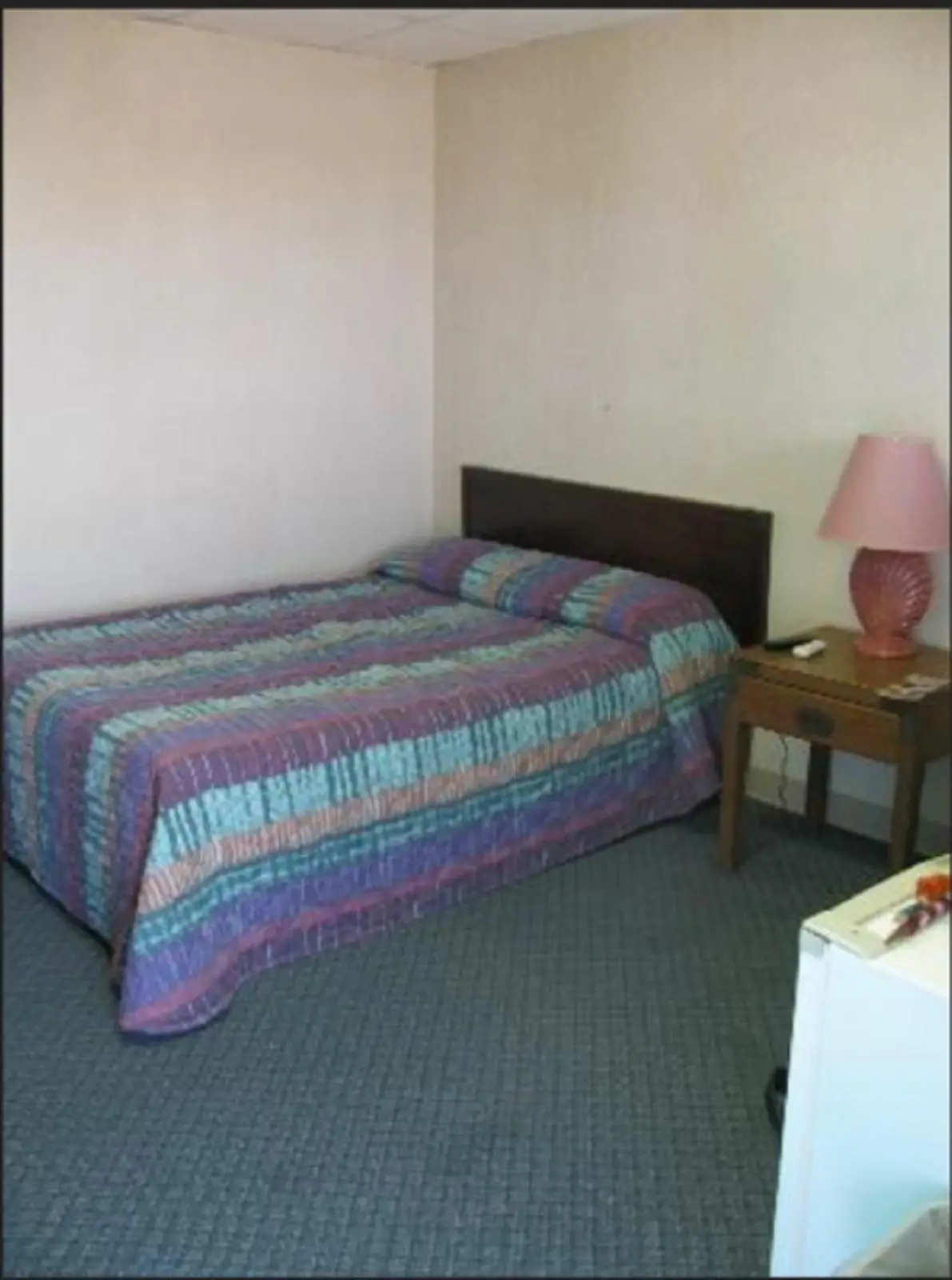 Sandpiper Motel 7